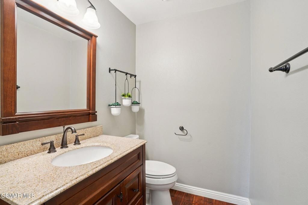 Image 33 of property listing at 14207 Clemson Street, Moorpark, CA 93021