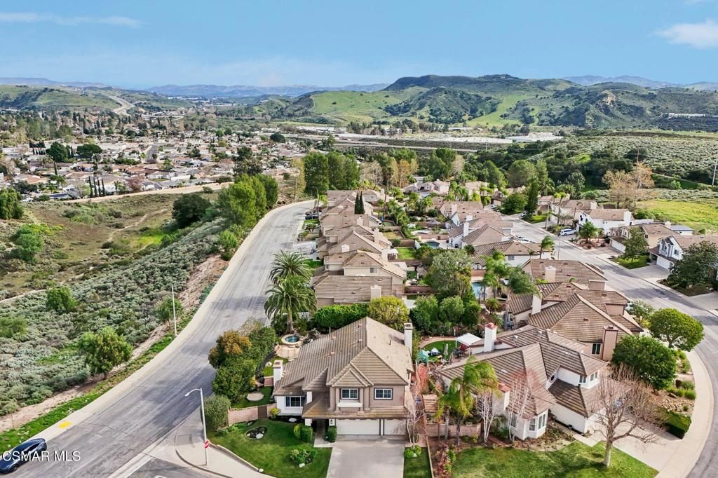 Image 49 of property listing at 14207 Clemson Street, Moorpark, CA 93021