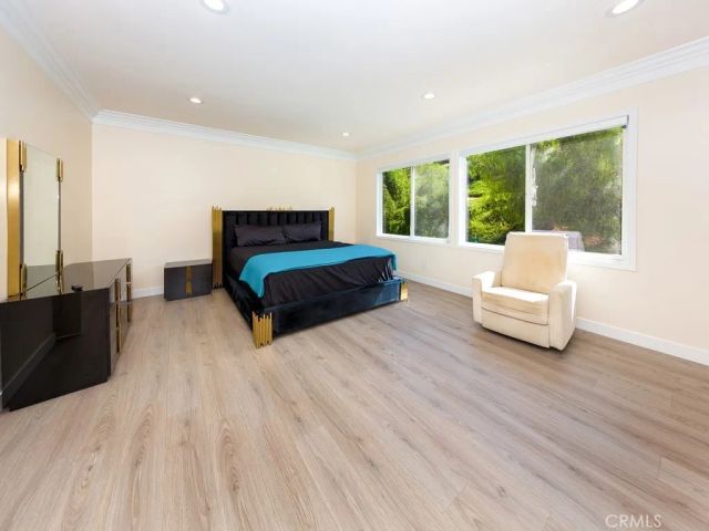 28408 Hidden Hills Drive, Saugus, CA 91390