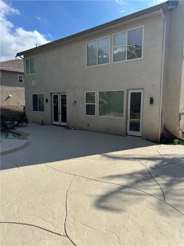 28408 Hidden Hills Drive, Saugus, CA 91390