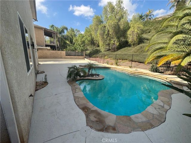 28408 Hidden Hills Drive, Saugus, CA 91390