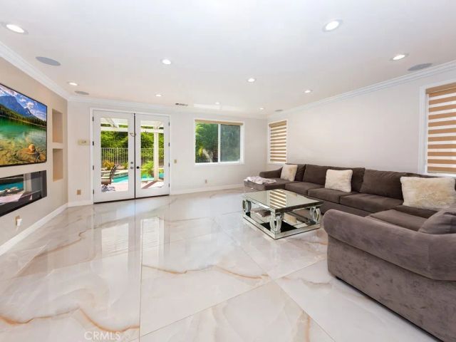 28408 Hidden Hills Drive, Saugus, CA 91390