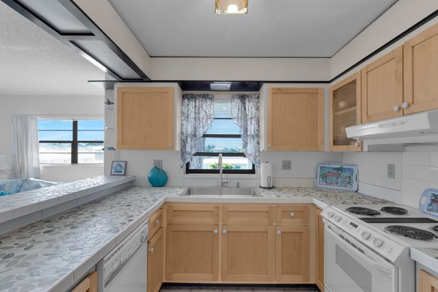 300 3rd Street, Key Colony, FL 33051