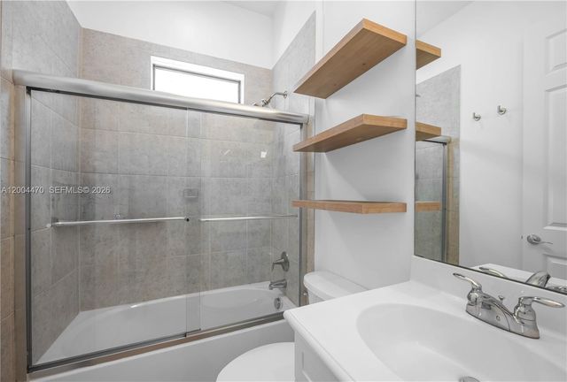 8261 Canopy Ter, Parkland, FL 33076