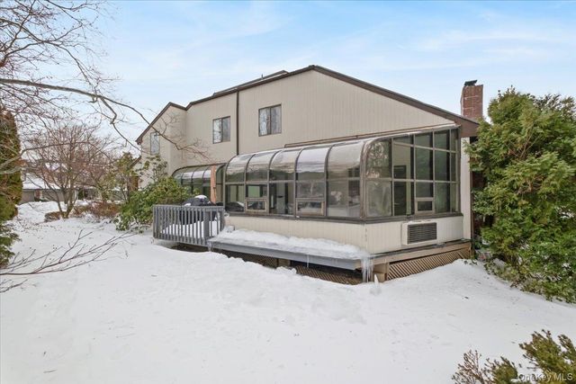 2 Brookridge Road, New Rochelle, NY 10804