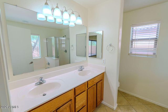 1608 W CHANUTE Pass, Phoenix, AZ 85041