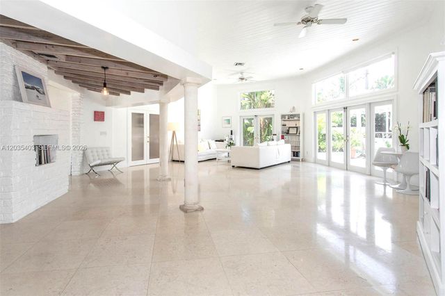7924 SW 50th Ct 0, Miami, FL 33143