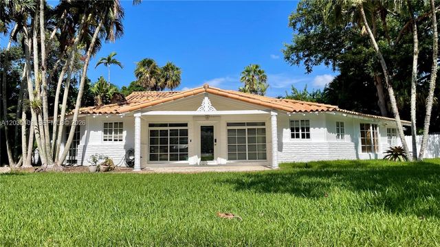 7924 SW 50th Ct 0, Miami, FL 33143