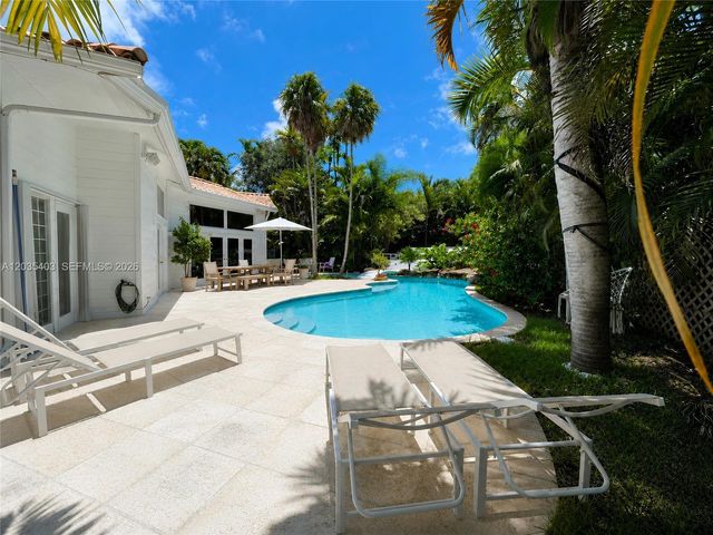 7924 SW 50th Ct 0, Miami, FL 33143