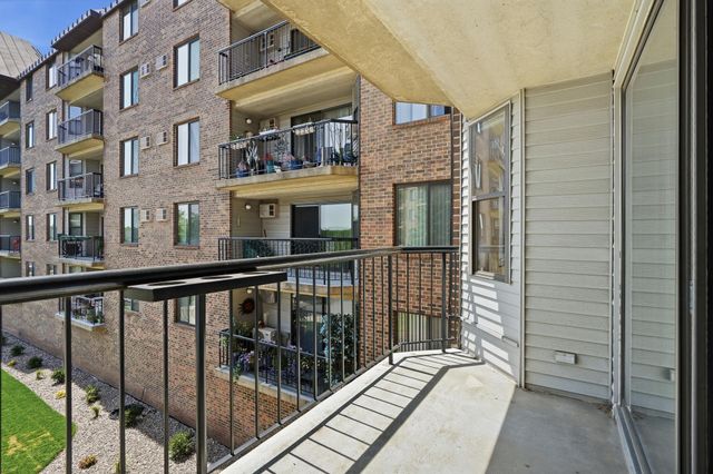 2601 Kenzie Terrace 231, Saint Anthony, MN 55418