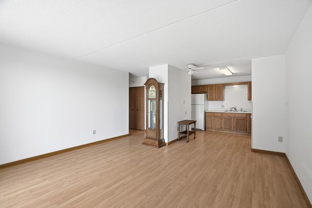 2601 Kenzie Terrace 231, Saint Anthony, MN 55418