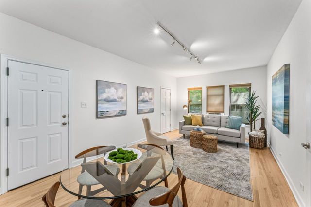 1520 W Belle Plaine Avenue 1, Chicago, IL 60613