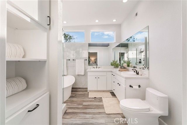 26 Windflower, Irvine, CA 92603