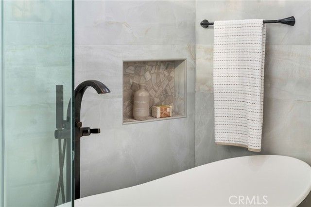 26 Windflower, Irvine, CA 92603