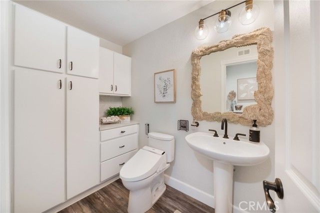 26 Windflower, Irvine, CA 92603