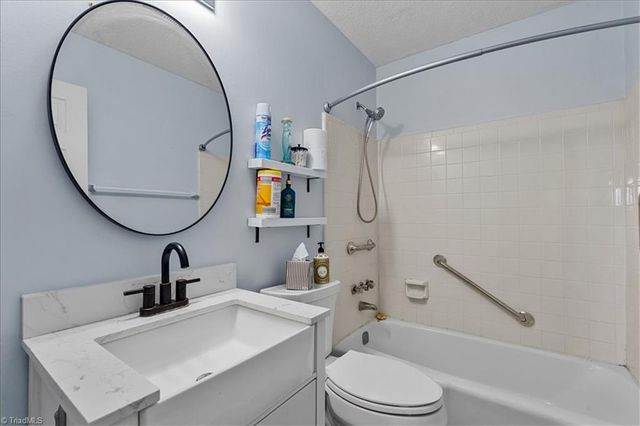 1449 Grantland Place, Greensboro, NC 27410