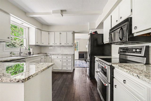 280 Portchester Road, Holland, MI 49424