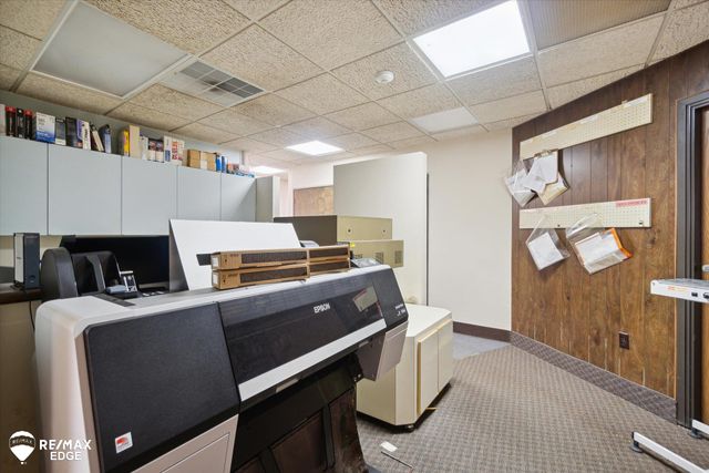 4414 Bay Road, Saginaw, MI 48603