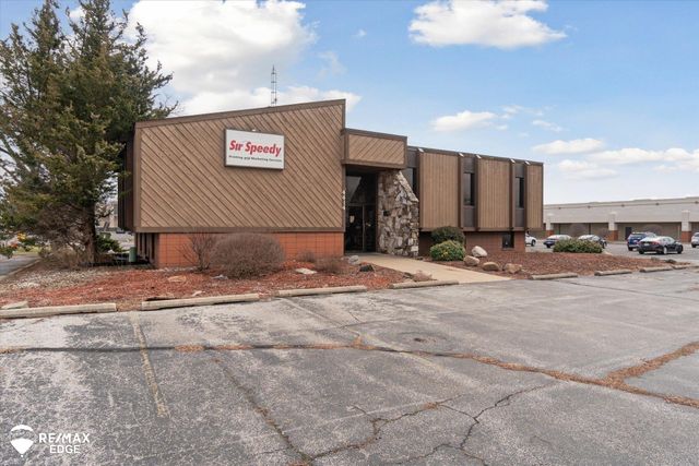 4414 Bay Road, Saginaw, MI 48603