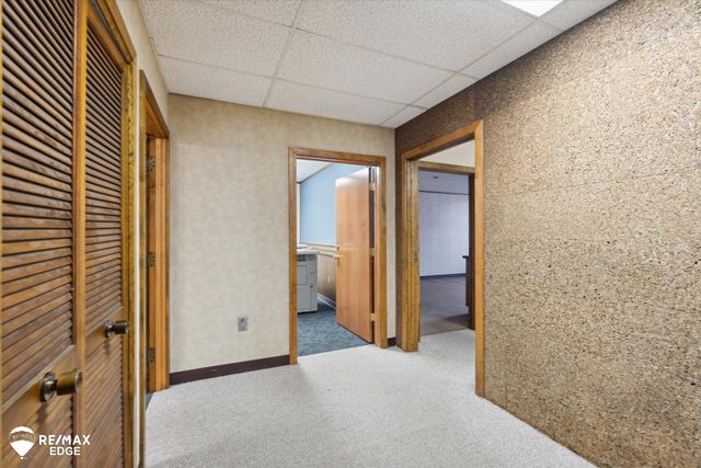 4414 Bay Road, Saginaw, MI 48603