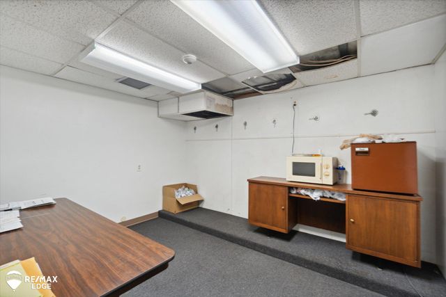 4414 Bay Road, Saginaw, MI 48603