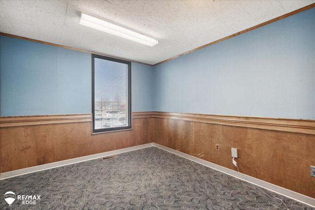 4414 Bay Road, Saginaw, MI 48603