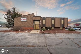 4414 Bay Road, Saginaw, MI 48603