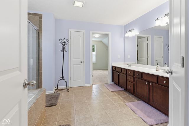 6140 Burleigh Place, Noblesville, IN 46062