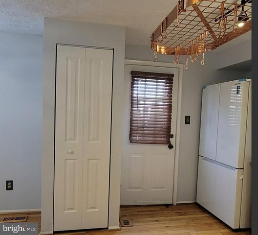 7974 TYSON OAKS CIR, Vienna, VA 22182