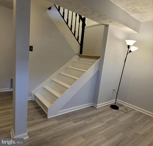 7974 TYSON OAKS CIR, Vienna, VA 22182
