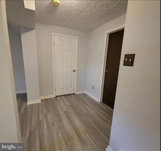 7974 TYSON OAKS CIR, Vienna, VA 22182