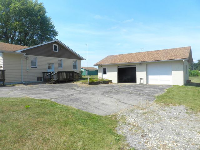 4495 Oxbow Road, Sodus Twp, MI 49111