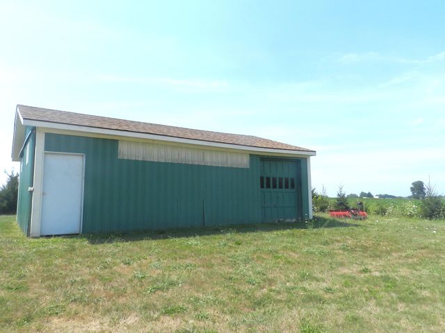 4495 Oxbow Road, Sodus Twp, MI 49111