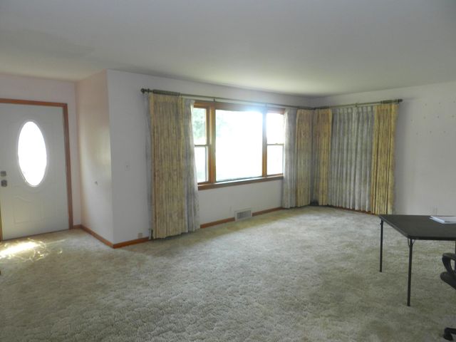 4495 Oxbow Road, Sodus Twp, MI 49111