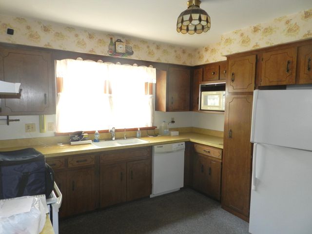 4495 Oxbow Road, Sodus Twp, MI 49111