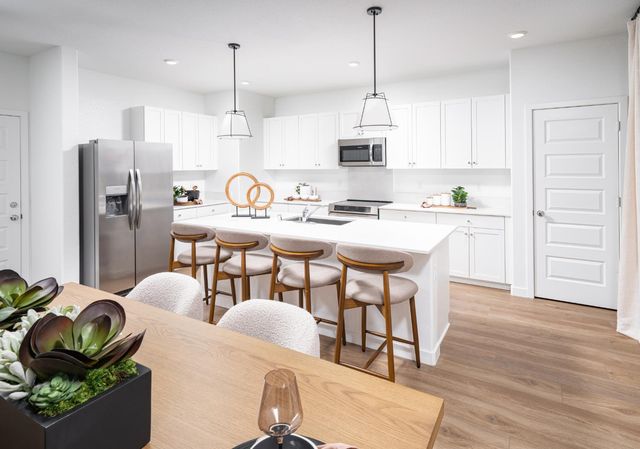 10203 Ragan Dr, Elk Grove, CA 95757