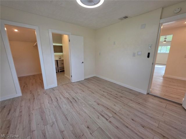 10306 Winthrop Road, Streetsboro, OH 44241