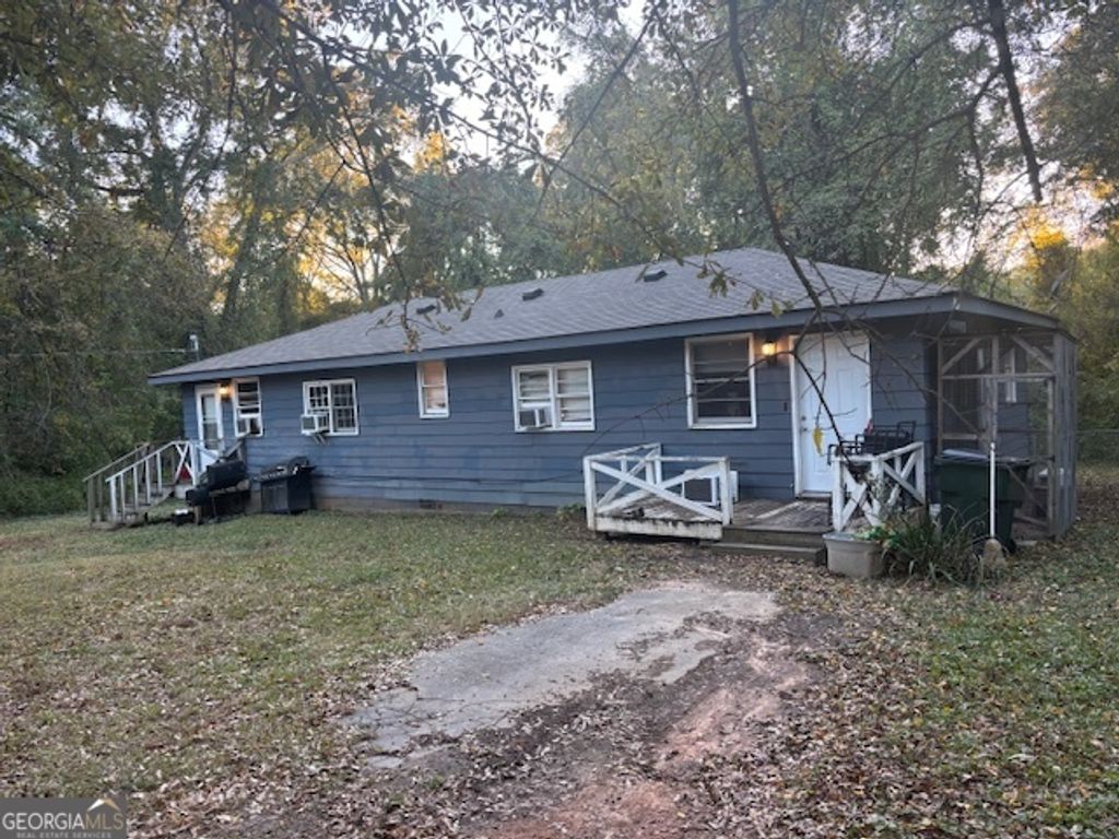 1417 Wesley Street, Oxford, GA 30054