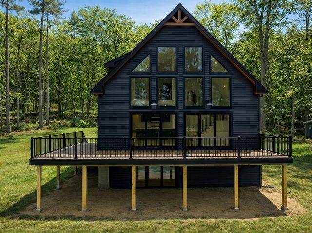 2 Jordan Way, Tuftonboro, NH 03816