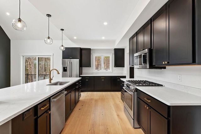 2 Jordan Way, Tuftonboro, NH 03816