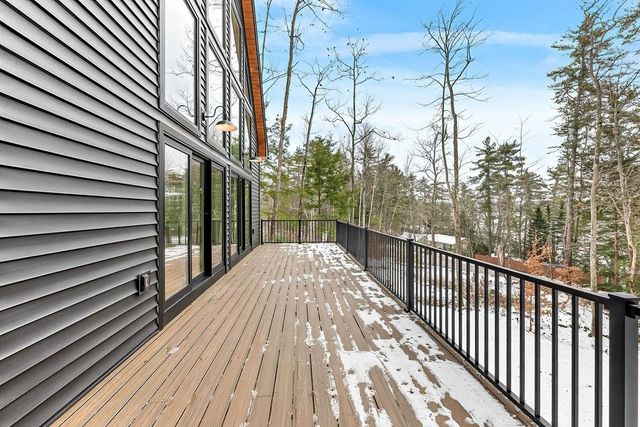 2 Jordan Way, Tuftonboro, NH 03816