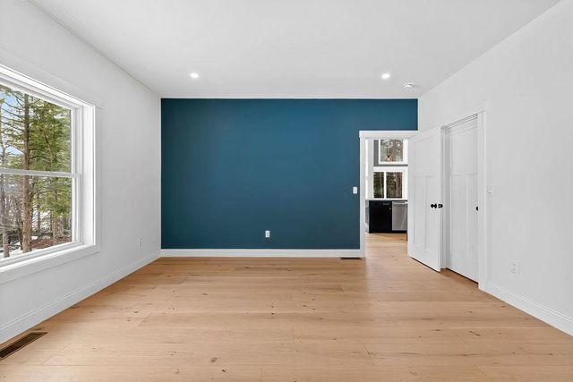 2 Jordan Way, Tuftonboro, NH 03816