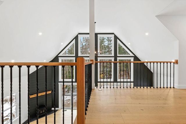 2 Jordan Way, Tuftonboro, NH 03816