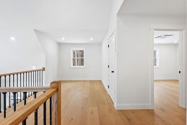 2 Jordan Way, Tuftonboro, NH 03816