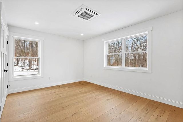 2 Jordan Way, Tuftonboro, NH 03816