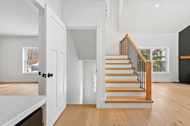 2 Jordan Way, Tuftonboro, NH 03816