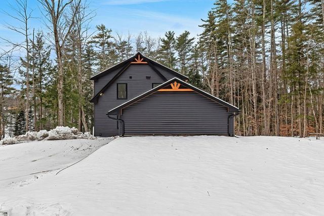 2 Jordan Way, Tuftonboro, NH 03816
