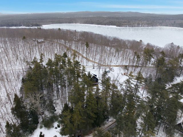 2 Jordan Way, Tuftonboro, NH 03816