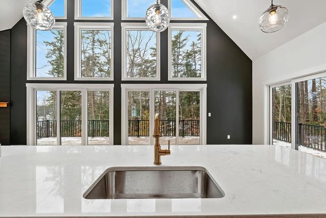 2 Jordan Way, Tuftonboro, NH 03816