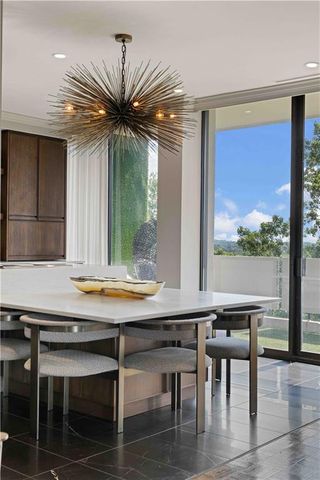 2575 Peachtree Road NE 12D, Atlanta, GA 30305